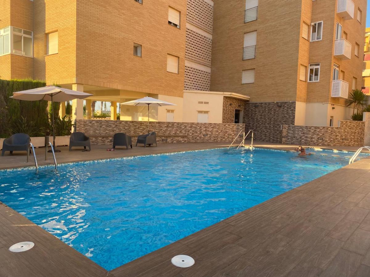 Apartamento A 100 Metros De La Playa Con Grande Terraza Y Vistas Al Mar 代穆斯 外观 照片